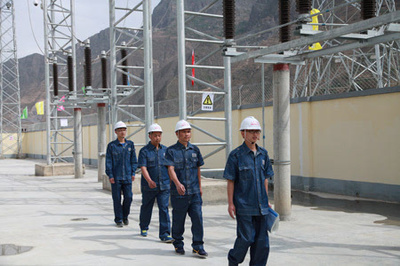 中國(guó)鐵建電氣化局集團(tuán)南方公司施工的蘭 &hellip;